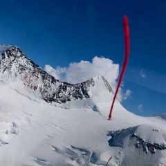 Flugwegposition um 11:53:56: Aufgenommen in der Nähe von Bezirk Inn, Schweiz in 2802 Meter